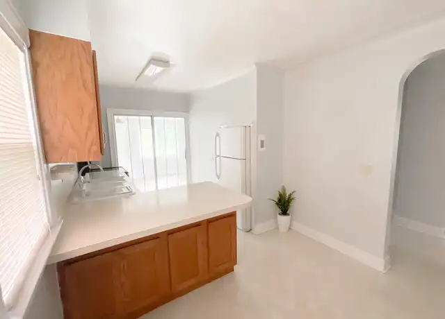 Property at 4076 Lennon Rd, Flint, MI, 48507, 2 beds, 1 bath, [object Object]