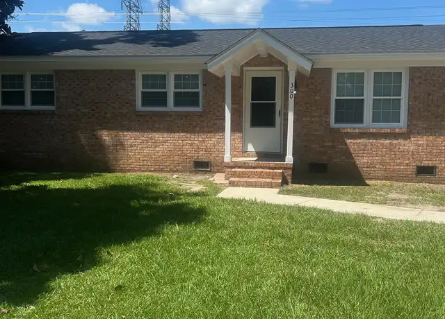 Property at 300 Cedar Ln, Conway, SC, 29527, 3 beds, 1.5 baths, [object Object]