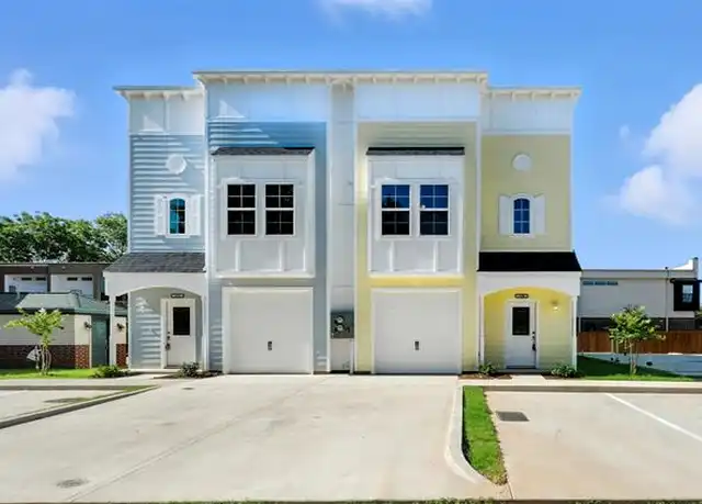 Property at 110 Market St, Lake Dallas, TX, 75065, 3 beds, 2.5 baths, [object Object]