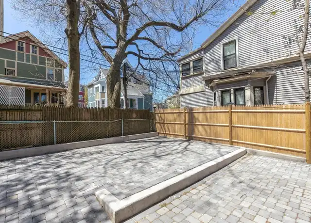 Property at 7 Forbes St Unit 2, Jamaica Plain, MA, 02130, 3 beds, 1 bath, [object Object]