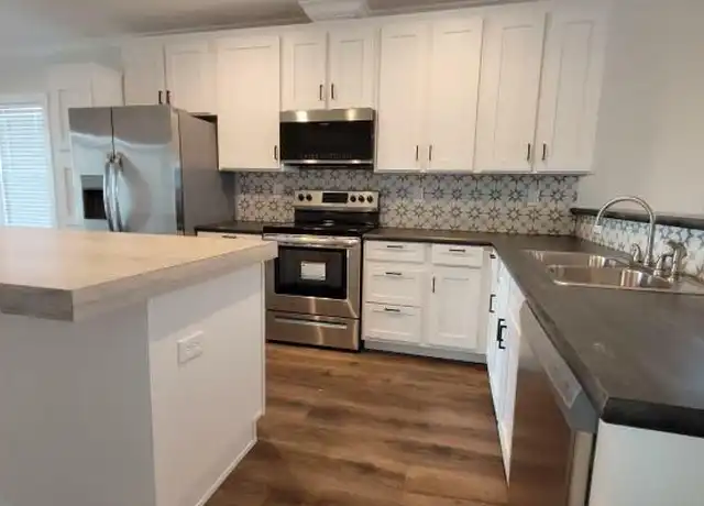 Property at 101 Koasati Ct Unit 17, Jarrell, TX, 76537, 3 beds, 2 baths, [object Object]