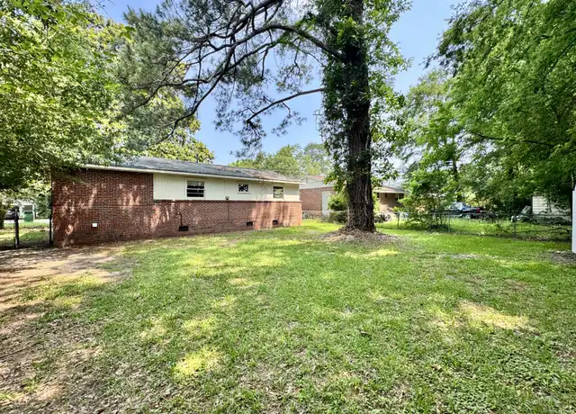 Property at 1028 Vera Dr, Columbus, GA, 31906, 3 beds, 1 bath, [object Object]