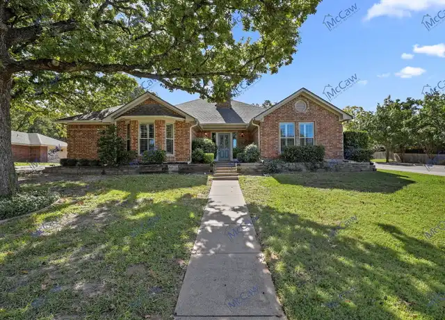 Property at 1 Creekmere Dr, Roanoke, TX, 76262, 3 beds, 2 baths, [object Object]