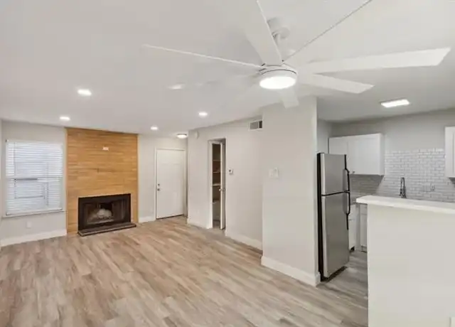 Property at 7030 Fair Oaks Ave #110, Dallas, TX, 75231, 2 beds, 2.5 baths, [object Object]