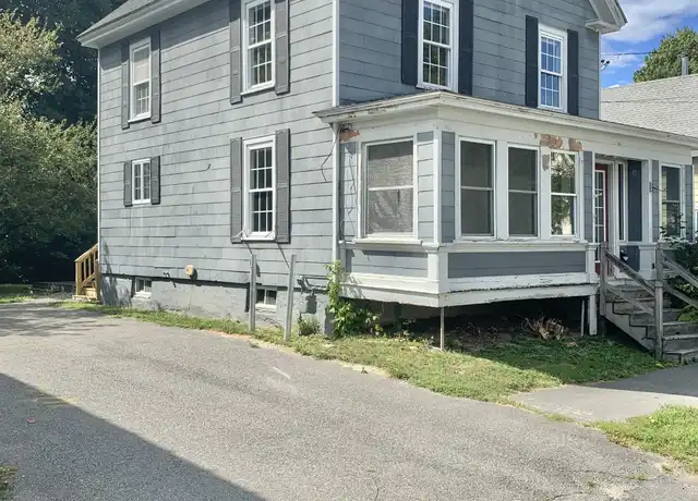 Property at 252 Grove St, Bangor, ME, 04401, 3 beds, 1 bath, [object Object]