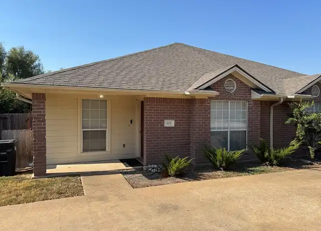 Property at 905 Willow Pond St, College Station, TX, 77845, 3 beds, 3 baths, [object Object]