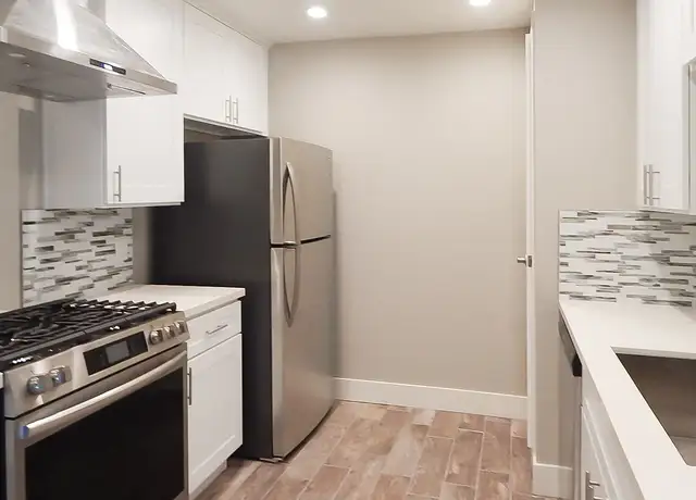Photo of 2541 Modoc Rd, Santa Barbara, CA 93105