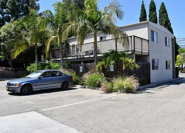 Photo of 2541 Modoc Rd, Santa Barbara, CA 93105