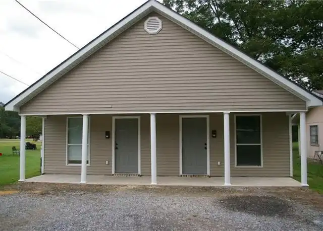 Property at 257 N 1st St, Ponchatoula, LA, 70454, 2 beds, 1 bath, [object Object]