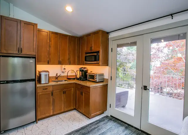 Photo of 1205 Grant Ave S, Renton, WA 98055