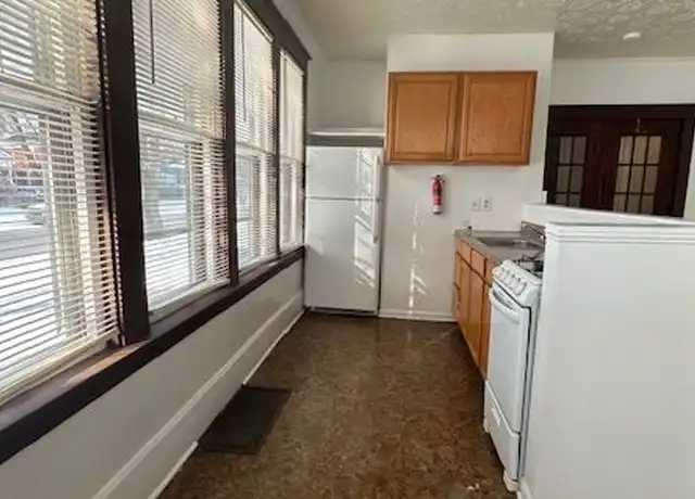 Property at 302 N Adams St, Ypsilanti, MI, 48197, 2 beds, 1 bath, [object Object]