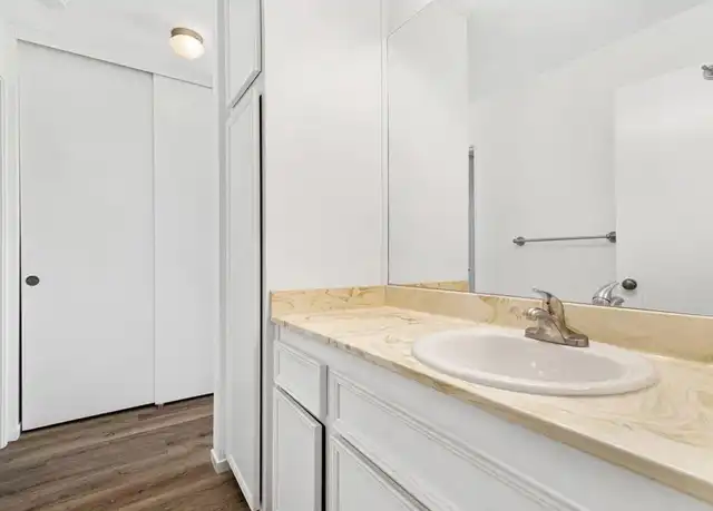 Property at 6180 Agee St, San Diego, CA, 92122, 1 bed, 1 bath, [object Object]
