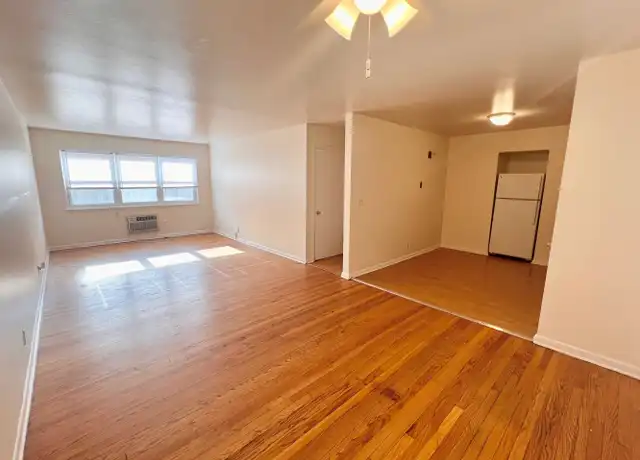 Property at 6230 S Packard Ave Unit 04, Cudahy, WI, 53110, 2 beds, 1 bath, [object Object]