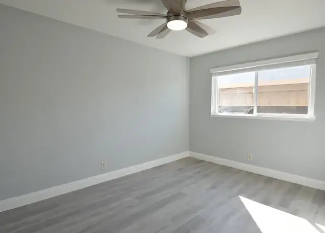 Photo of 445 Kuehnis Dr, Campbell, CA 95008