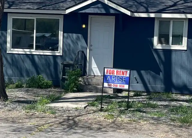 Property at 214 SW M St Unit 3, Madras, OR, 97741, 0 beds, 1 bath, [object Object]