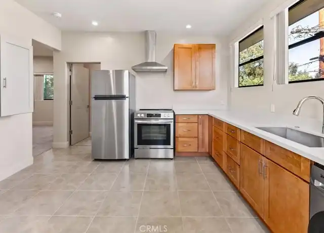 Property at 5224 Lennox Ave Unit 1/2, Sherman Oaks, CA, 91401, 2 beds, 1 bath, [object Object]