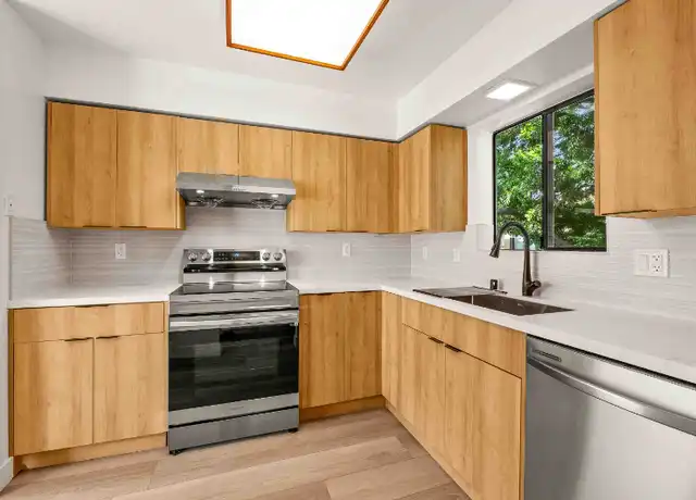 Property at 711 S Bayshore Blvd #22, San Mateo, CA, 94401, 2 beds, 1 bath, [object Object]