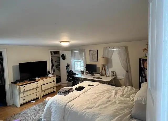 Property at 200 Nassau St Unit 2, Princeton, NJ, 08542, 1 bed, 1 bath, [object Object]