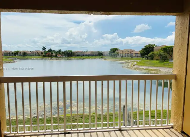Property at 5200 NW 31st Ave #193, Fort Lauderdale, FL, 33309, 2 beds, 2.5 baths, [object Object]