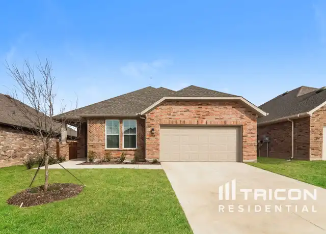 Property at 8208 Brookhaven Dr, McKinney, TX, 75071, 3 beds, 2 baths, [object Object]