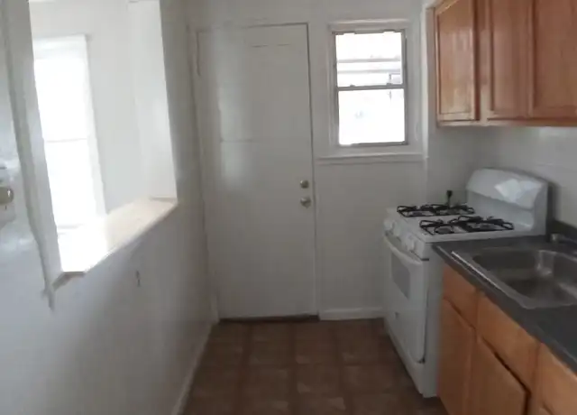 Property at 3812 Saint Margaret St, Baltimore, MD, 21225, 2 beds, 1 bath, [object Object]