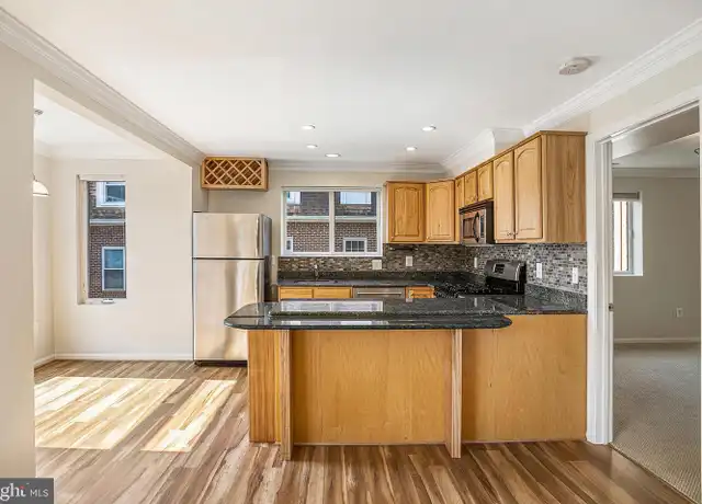 Property at 416 S Veitch St Apt 204, Arlington, VA, 22204, 1 bed, 1 bath, [object Object]