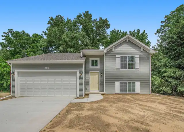Property at 577 N Cygnet Lake Dr, Benton Harbor, MI, 49022, 4 beds, 2 baths, [object Object]