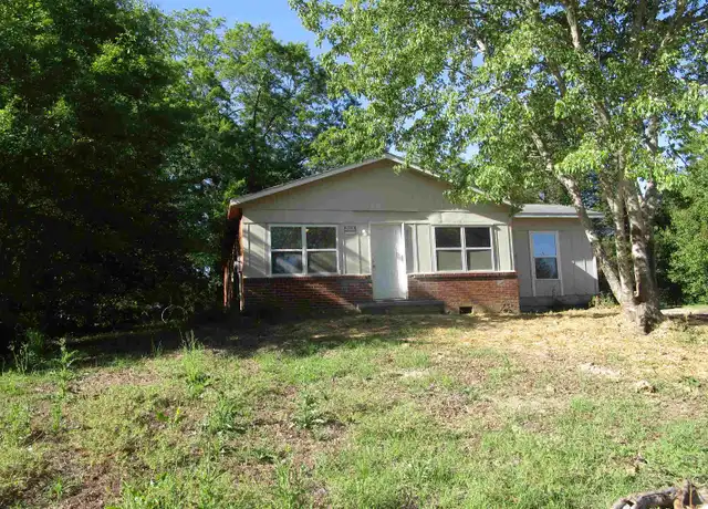 Property at 2705 Village Green Ln, Macon, GA, 31206, 4 beds, 1.5 baths, [object Object]