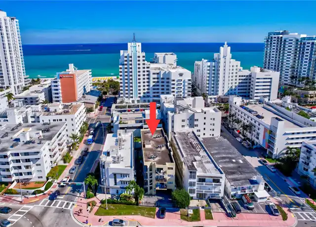 Property at 4021 Indian Creek Dr Unit 2C, Miami Beach, FL, 33140, 1 bed, 1 bath, [object Object]