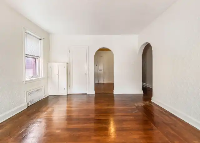 Property at 5556 Covode St Unit 6, Pittsburgh, PA, 15217, 1 bed, 1 bath, [object Object]