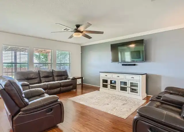 Property at 13129 Thome Valley Dr, Del Valle, TX, 78617, 4 beds, 2.5 baths, [object Object]