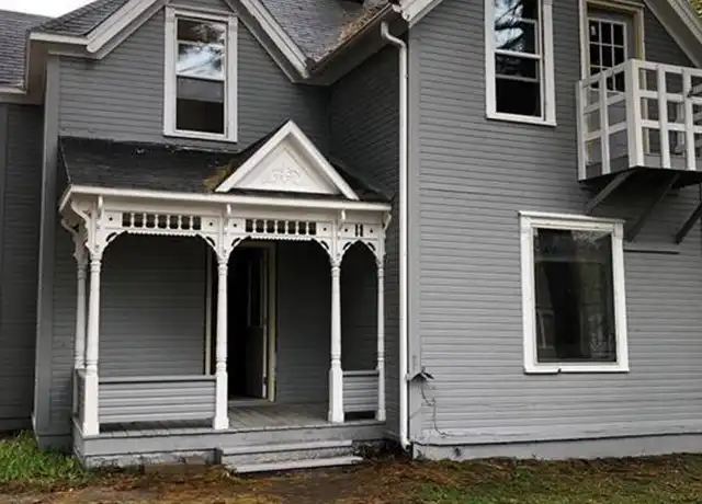 Property at 1145 Bellevue Ave Unit 2, Eau Claire, WI, 54703, 2 beds, 1 bath, [object Object]
