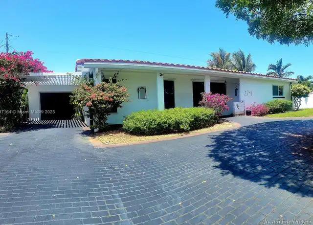 Property at 2241 NE 38th St, Lighthouse Point, FL, 33064, 3 beds, 2 baths, [object Object]