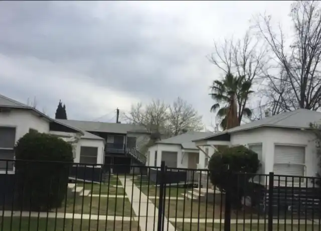 Property at 221 Wilson Ave Unit 2, Bakersfield, CA, 93308, 1 bed, 1 bath, [object Object]