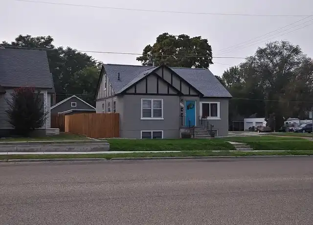 Property at 1002 Everett St, Caldwell, ID, 83605, 4 beds, 1 bath, [object Object]
