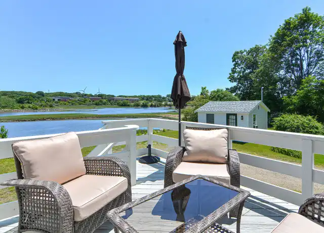 Property at 379 Washington St, Gloucester, MA, 01930, 3 beds, 2 baths, [object Object]