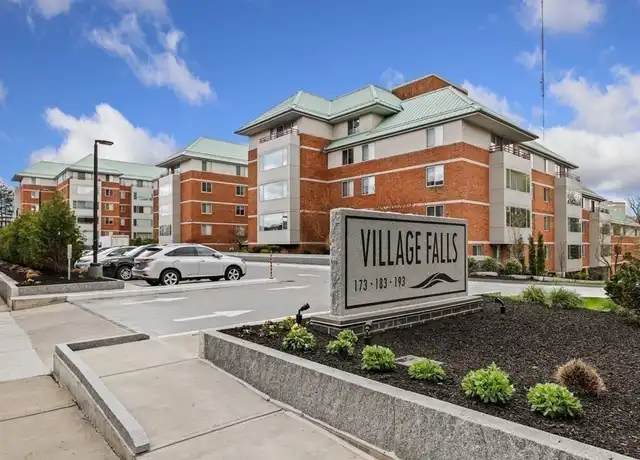 Property at 173 Oak St #104, Newton Upper Falls, MA, 02464, 2 beds, 2 baths, [object Object]