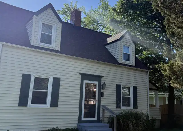 Property at 711 Taggart St, Colonial Beach, VA, 22443, 2 beds, 1 bath, [object Object]
