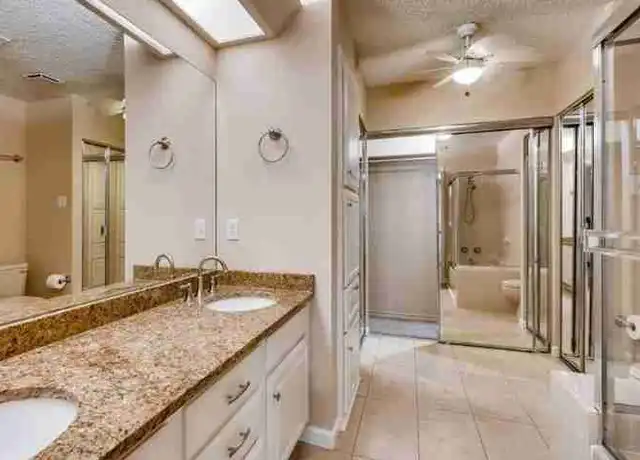 Property at 2101 Calico Ln, Arlington, TX, 76011, 2 beds, 2 baths, [object Object]