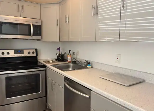 Property at 2790 NE 201st Ter Unit H101, Miami, FL, 33180, 2 beds, 2 baths, [object Object]