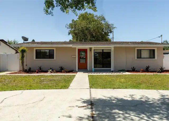 Property at 410 42nd Ave NE, St Petersburg, FL, 33703, 3 beds, 1 bath, [object Object]