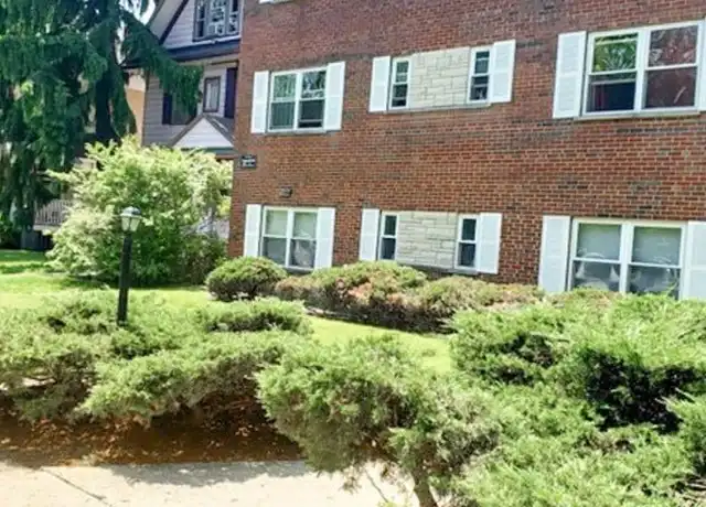 Property at 2146 Sherman Ave Unit 1C, Evanston, IL, 60201, 2 beds, 1 bath, [object Object]