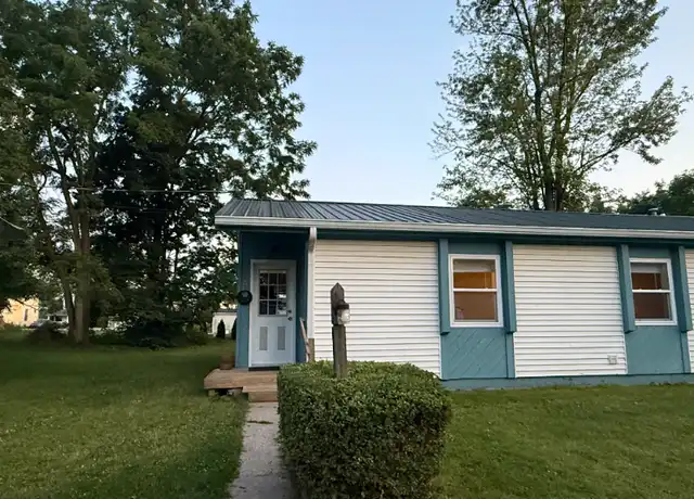 Property at 509 E 2nd St Unit B, Brookston, IN, 47923, 2 beds, 1 bath, [object Object]