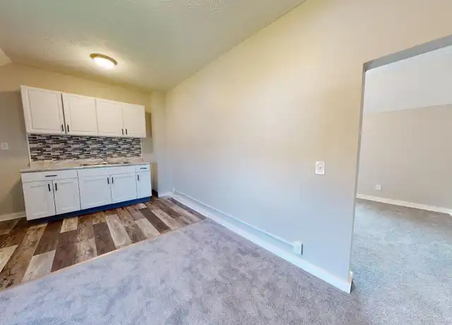 Property at 3319 W 44th St Unit Back Upper, Cleveland, OH, 44109, 1 bed, 1 bath, [object Object]