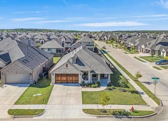 Property at 2740 Lisa Maria St, Burleson, TX, 76028, 4 beds, 2 baths, [object Object]
