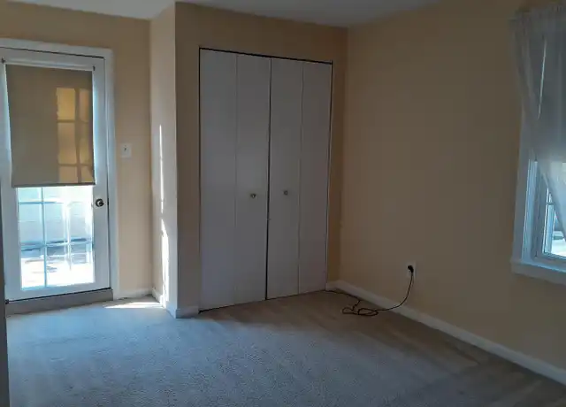 Property at 806 S Arlington Mill Dr #303, Arlington, VA, 22204, 1 bed, 1 bath, [object Object]