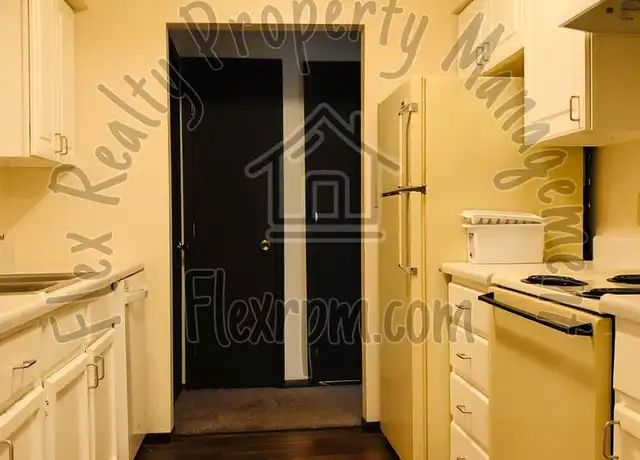 Property at 3353 W Laskey Rd Unit 3, Toledo, OH, 43623, 2 beds, 1 bath, [object Object]