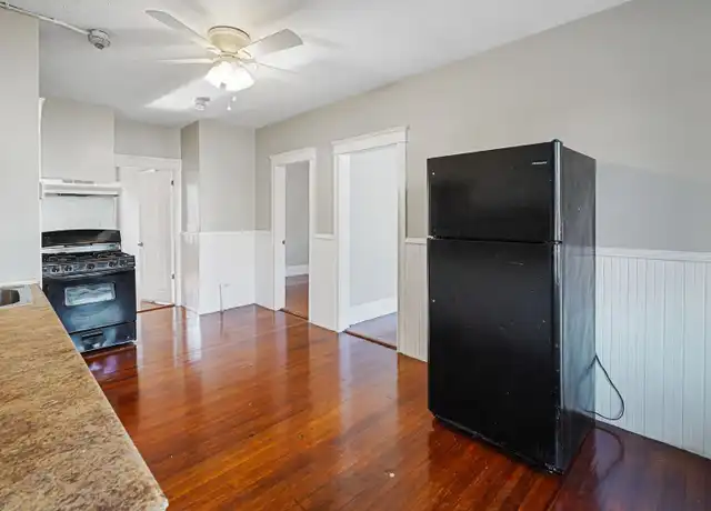 Property at 134 Rathbun St Unit 3, Woonsocket, RI, 02895, 3 beds, 1 bath, [object Object]