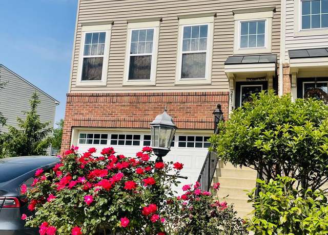 Photo of 25367 Wakestone Park Ter, Chantilly, VA 20152