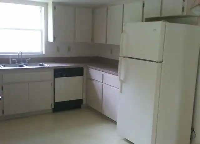 Property at 7429 Mead Dr, Spring Hill, FL, 34606, 2 beds, 1.5 baths, [object Object]